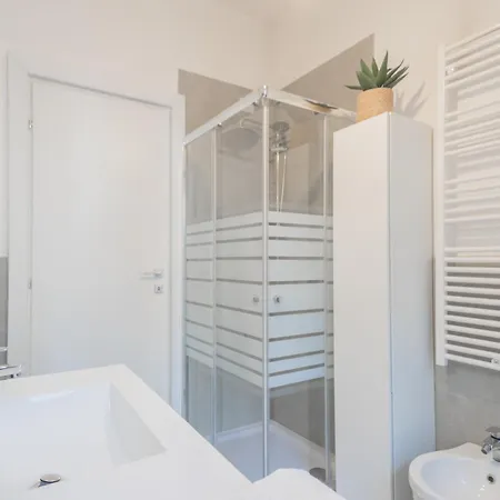 Luce By Rent Apartment