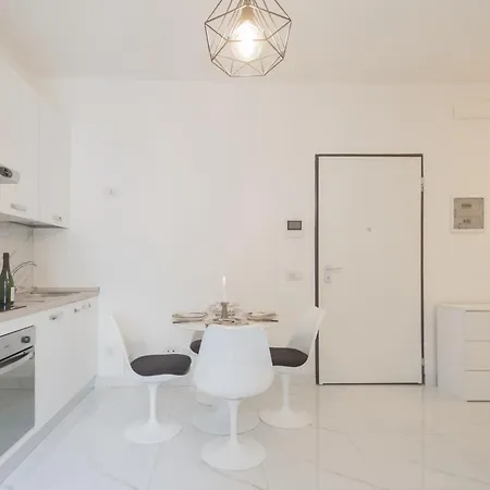 Luce By Rent *