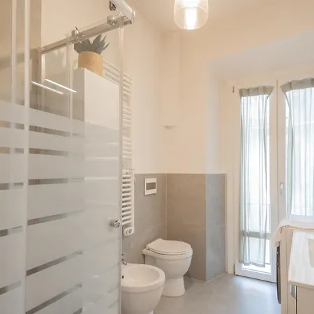 Luce By Rent Como
