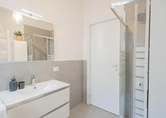 Luce By Rent * Como