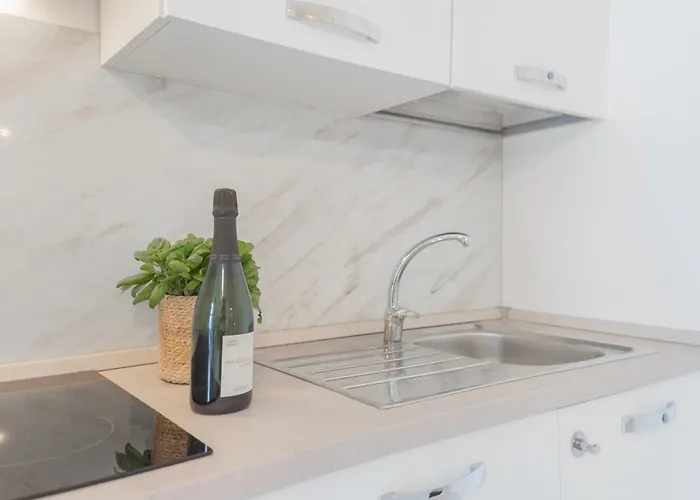 Luce By Rent