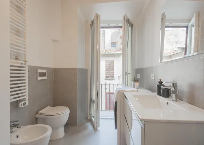 Luce By Rent Apartment
