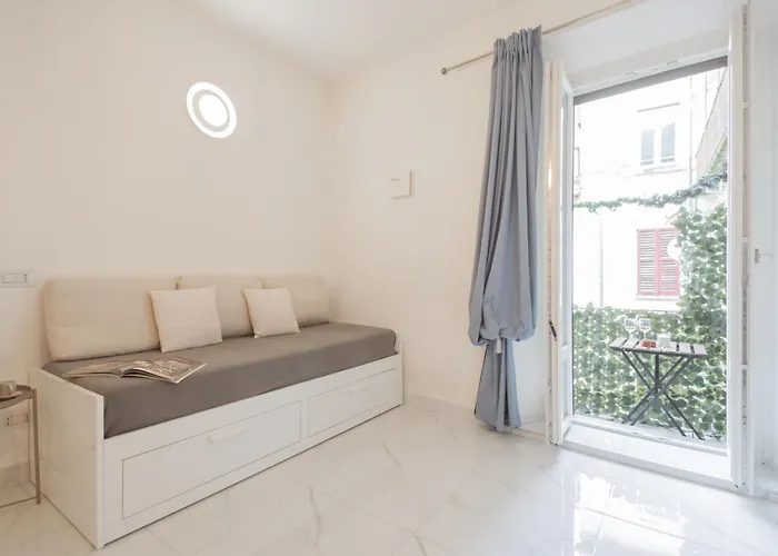 Luce By Rent Como