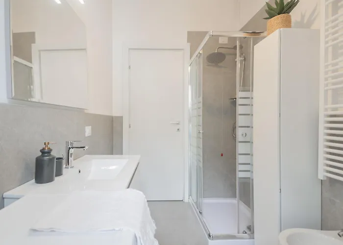 Luce By Rent * Como