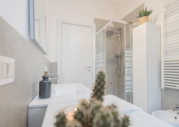 Luce By Rent * Como